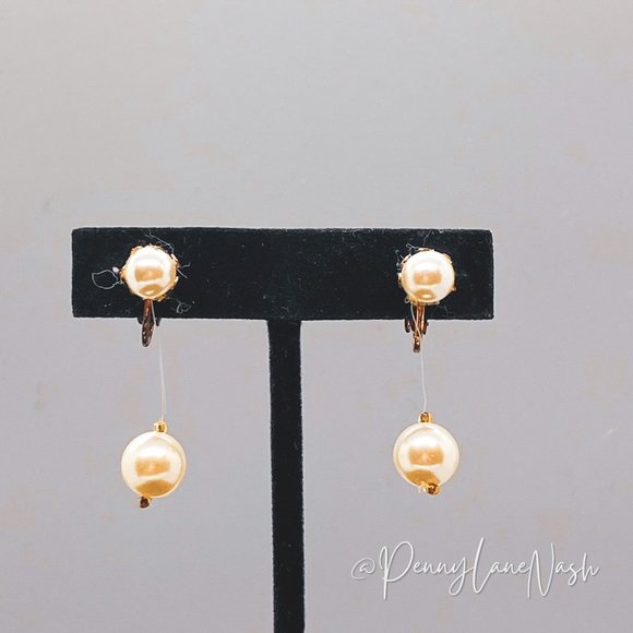 Vintage Jewelry - Vintage Pearl with Fishline Hang Pearl Drop Earrings